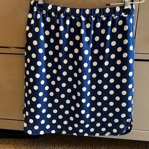 Cute and comfy Ann Taylor mini skirt!!!